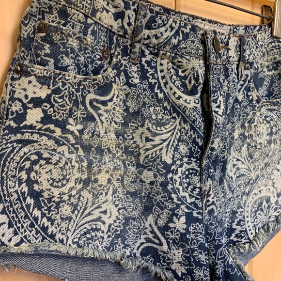 Free People Printed Shorts Size 27 - Picture 5 of 6